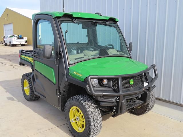 Image of John Deere XUV 865R equipment image 1