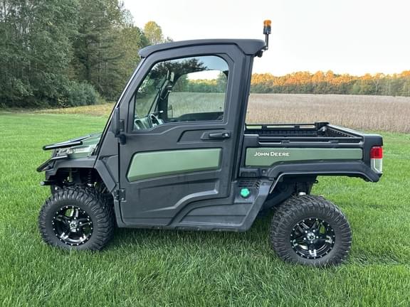 Image of John Deere XUV 865R equipment image 2