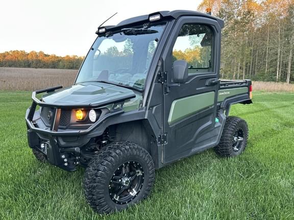 Image of John Deere XUV 865R Primary image