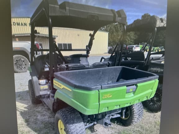 Image of John Deere XUV560 equipment image 2