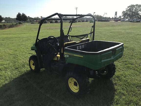 Image of John Deere XUV560 equipment image 4