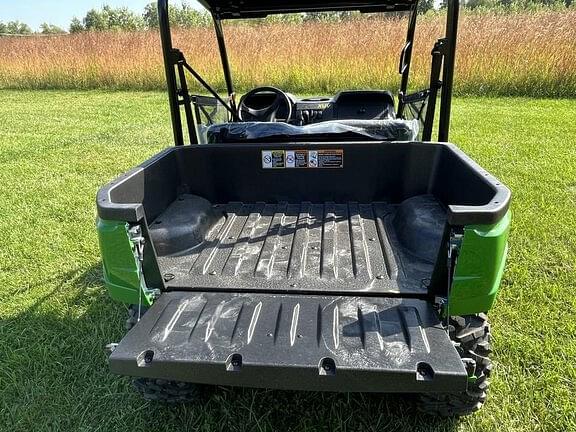 Image of John Deere XUV 560E equipment image 1