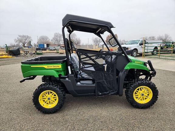 Image of John Deere XUV 560E equipment image 1