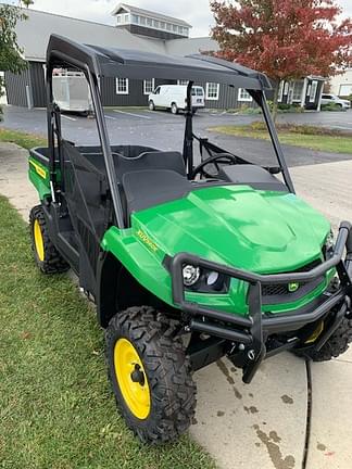 Image of John Deere XUV 560E equipment image 4