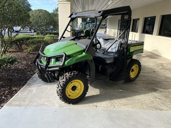 2024 John Deere XUV 560E Equipment Image0