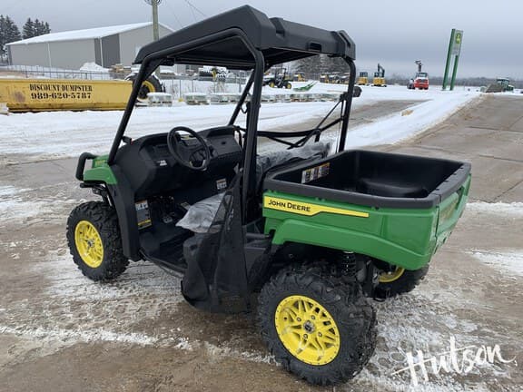 Image of John Deere XUV 560E equipment image 4