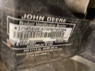 Image of John Deere XUV 560E equipment image 4