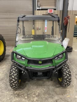 Image of John Deere XUV 560E equipment image 2