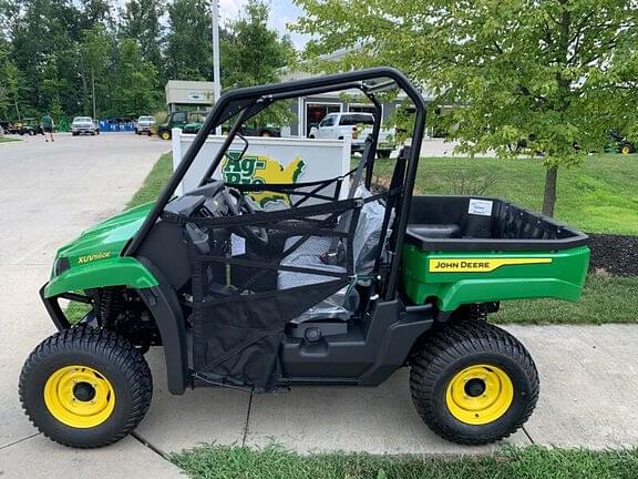 Image of John Deere XUV 560E equipment image 2