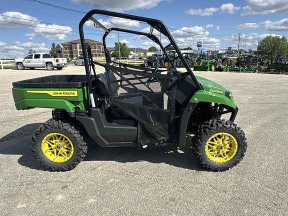 Image of John Deere XUV 560E equipment image 4