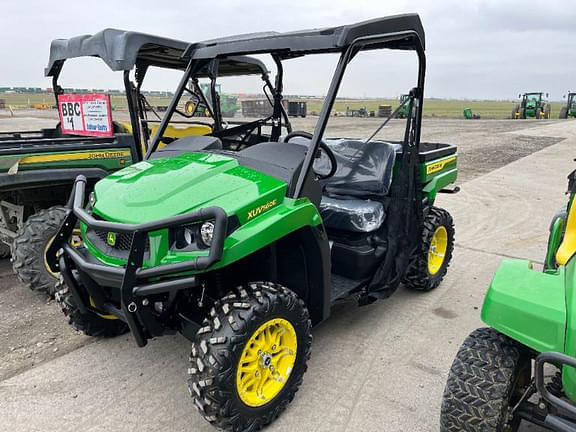 Image of John Deere XUV 560E equipment image 1