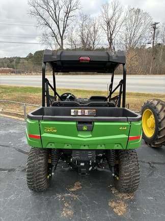 Image of John Deere XUV 560E equipment image 2