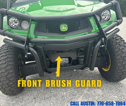 Image of John Deere XUV 560E equipment image 2