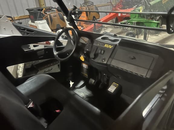 Image of John Deere XUV 590M equipment image 3