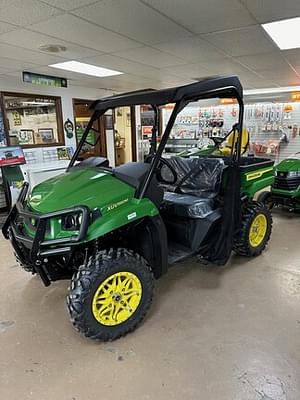 2024 John Deere XUV 590M Image