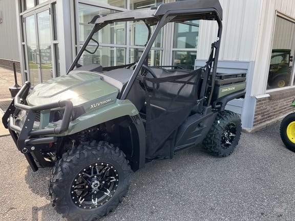 2024 John Deere XUV 590M Equipment Image0