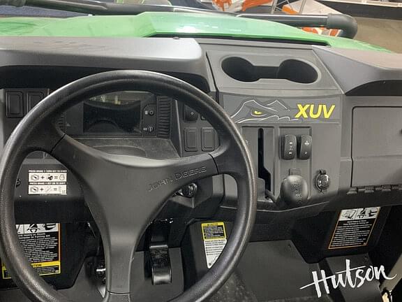 Image of John Deere XUV 590M equipment image 4