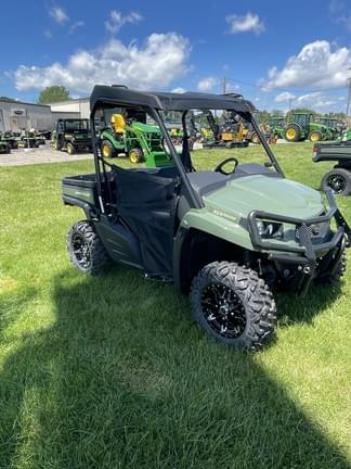 Main image John Deere XUV 590M