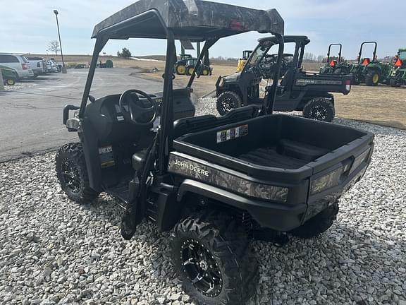 Image of John Deere XUV 590M equipment image 2