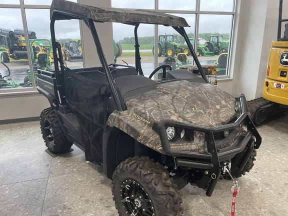 Main image John Deere XUV 590M