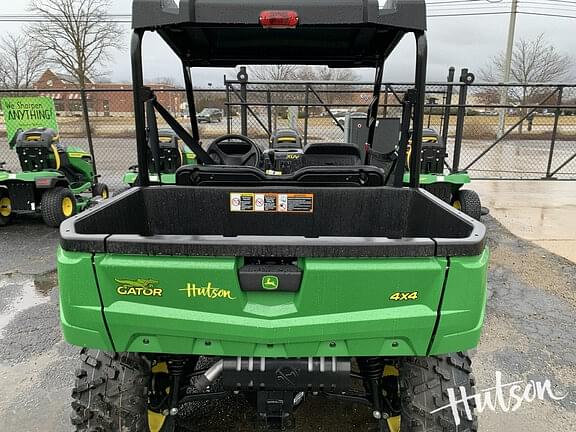 Image of John Deere XUV 590M equipment image 3