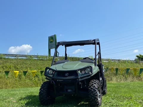 2024 John Deere XUV 590M Equipment Image0