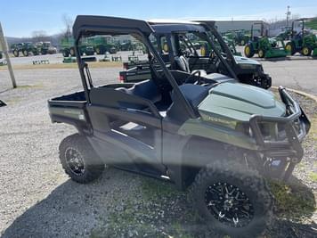 Main image John Deere XUV 590M