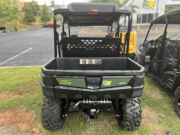 Image of John Deere XUV 590M S4 equipment image 1