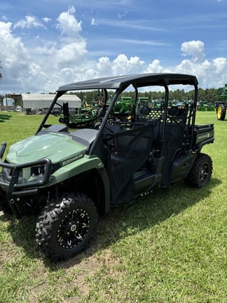 2024 John Deere XUV 590M S4 Equipment Image0