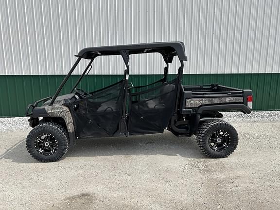 Image of John Deere XUV 825M S4 Primary image