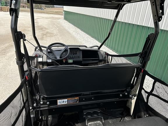 Image of John Deere XUV 825M S4 equipment image 3