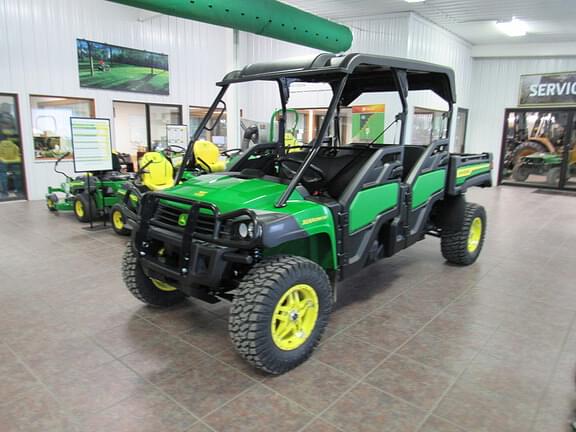 Image of John Deere XUV 825M S4 Primary image