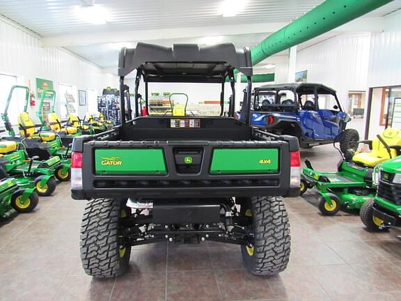 Image of John Deere XUV 825M S4 equipment image 3