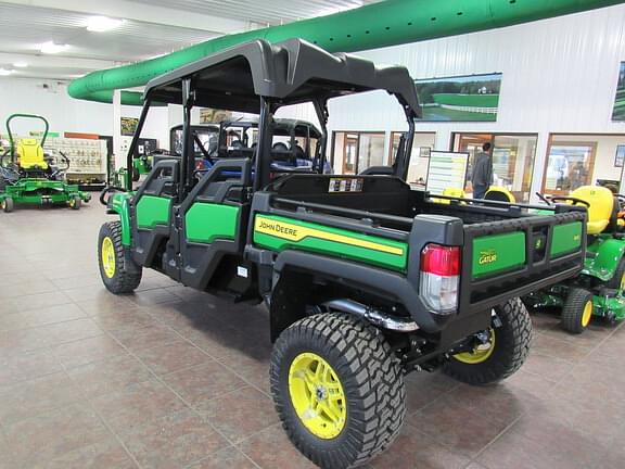 Image of John Deere XUV 825M S4 equipment image 2