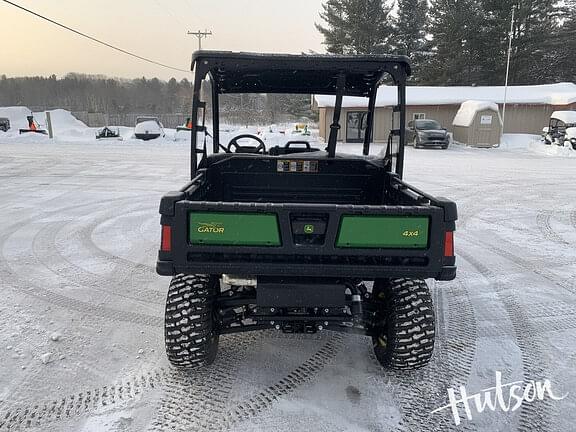 Image of John Deere Gator XUV 835E equipment image 3