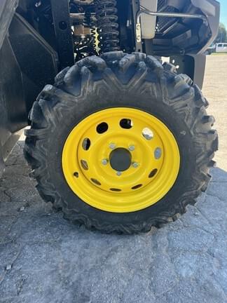 Image of John Deere Gator XUV 835E equipment image 4
