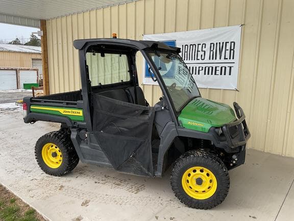 Image of John Deere XUV 835M equipment image 1