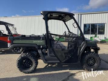 Main image John Deere XUV 835M