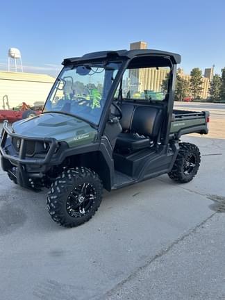 Image of John Deere XUV 835M Primary image