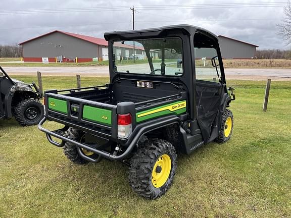 Image of John Deere XUV 835M equipment image 4