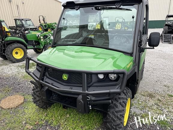 Image of John Deere XUV 835M equipment image 4