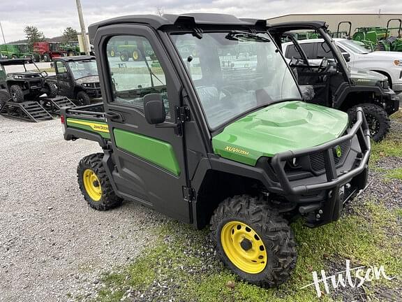 Image of John Deere XUV 835M Primary image