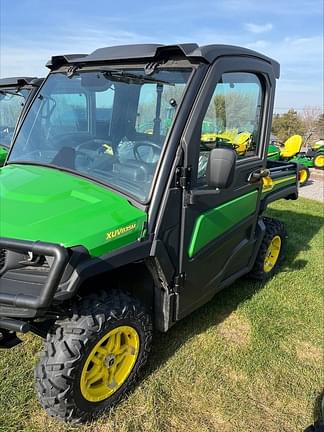 Image of John Deere XUV 835M Image 1