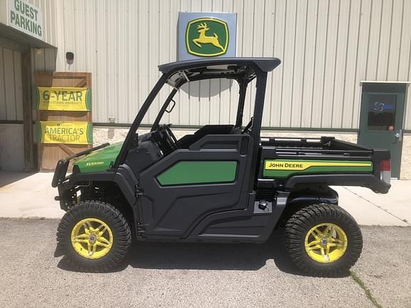 Image of John Deere XUV 835M Image 0