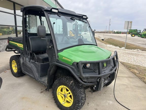 2024 John Deere XUV 835M Equipment Image0