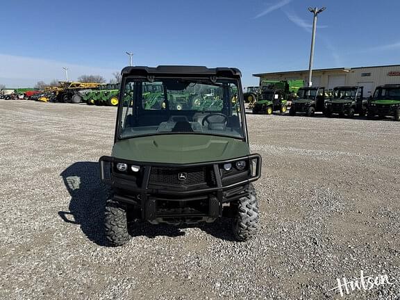 Image of John Deere XUV 835M equipment image 2