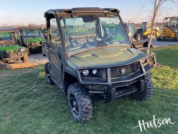 Main image John Deere XUV 835M