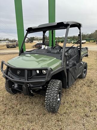 Image of John Deere XUV 835M equipment image 1