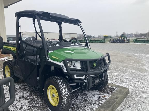 Image of John Deere XUV 835M equipment image 3