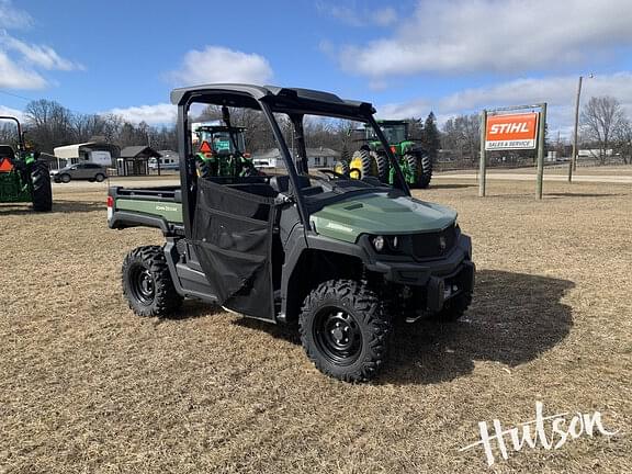 Image of John Deere XUV 835M Primary image